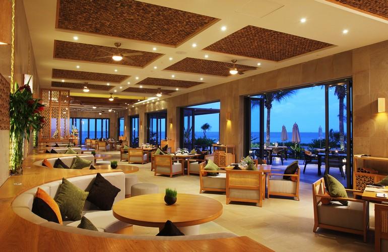 Sandals Restaurant, Mia Resort