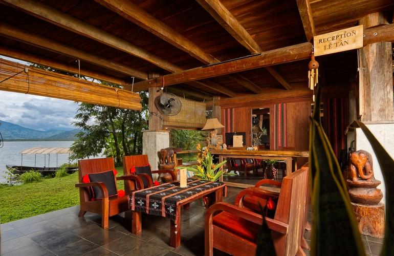 Reception Lounge, LAK Tented Camp