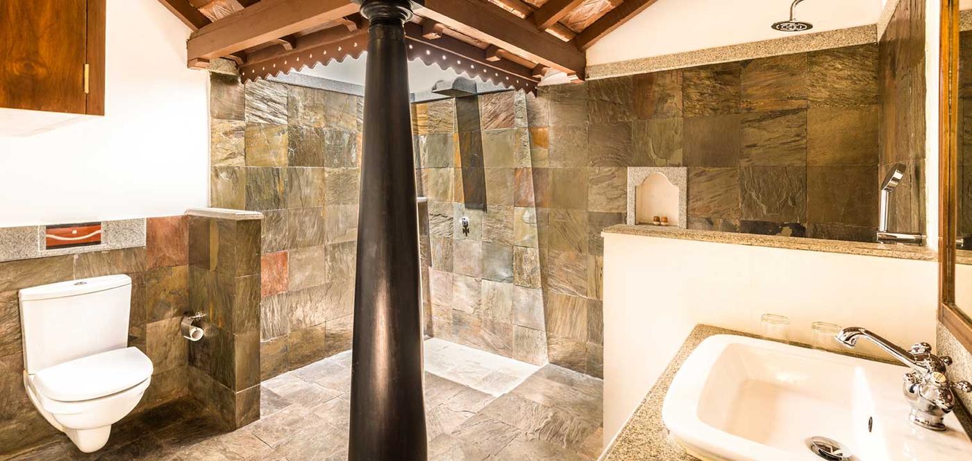 Bathroom, Mantra Koodam