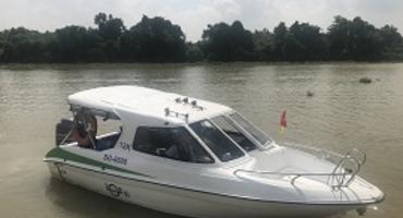 Speedboat to Cu Chi Tunnels