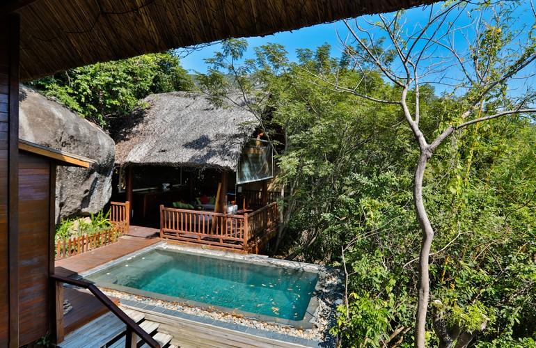 Swimming pool, Hill Rock Villa, L'Alya Ninh Van Bay