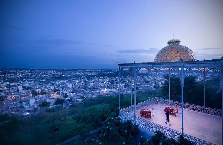 Gole Terrace, Taj Falaknuma Palace