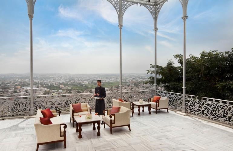 Gole Terrace, Taj Falaknuma Palace