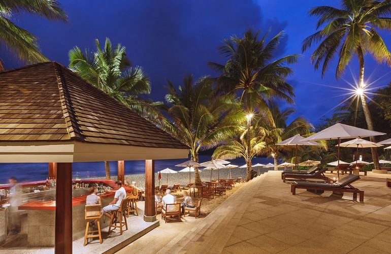 Beach Bar, The Surin Phuket