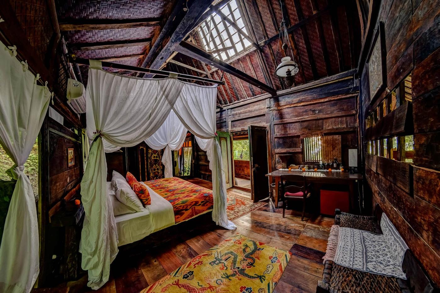 Jawa Lama House, Bambu Indah Resort