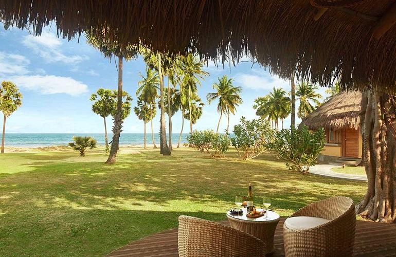 Outdoor seating, Jetwing Surf