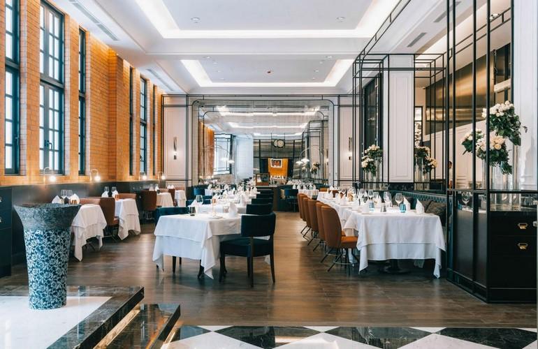 Steel Brothers Wine & Grill, Yangon Excelsior Hotel