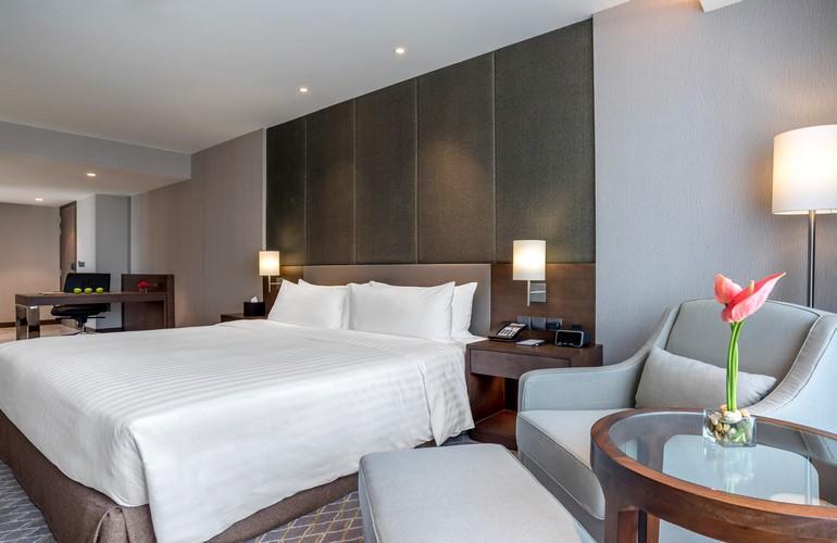 Premium Deluxe Room, Pullman Yangon Centrepoint