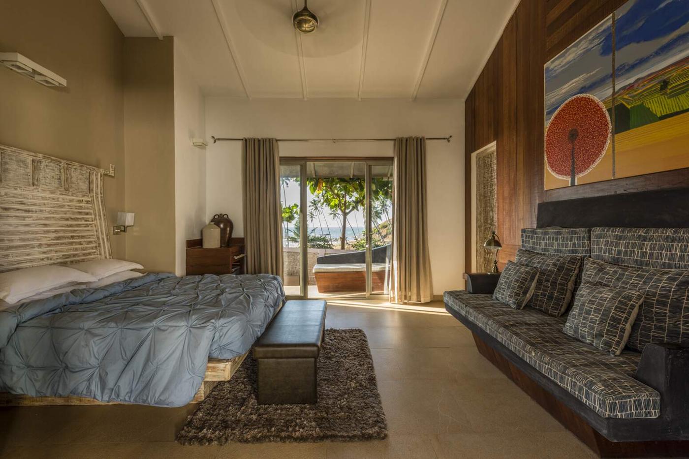 Room, Casa Vagator