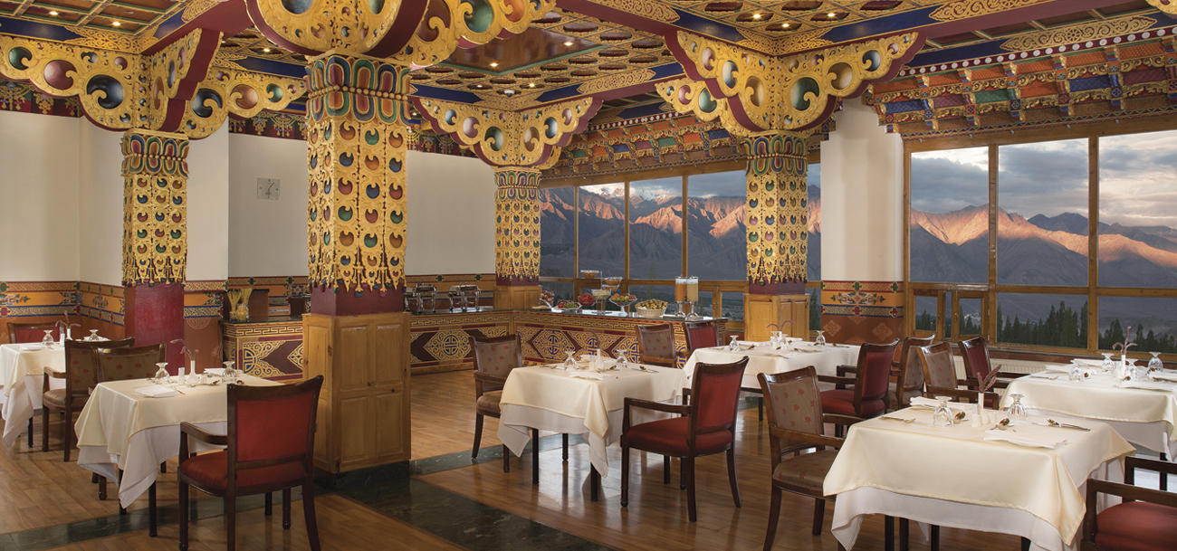 Main Restaurant, Grand Dragon