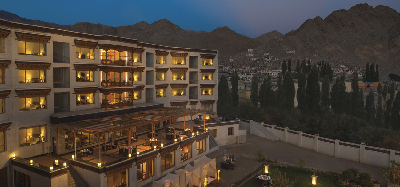 Exterior, Grand Dragon