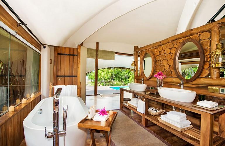 Bathroom, Chena Huts