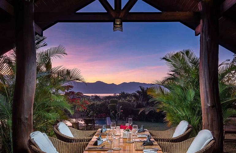 The Bougainvillaea Restaurant, Inle Lake View Resort & Spa