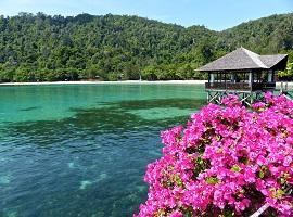 Kayaking, Gaya Island