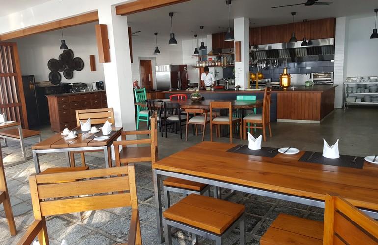 71 Bistro & Bar, Lantern Boutique Hotel