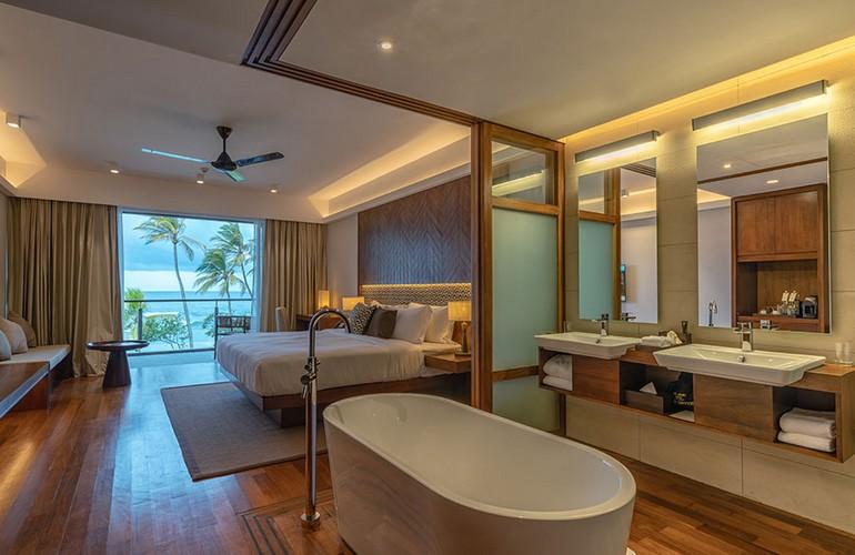 Super Deluxe Room, Le Grand Galle