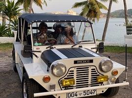 Explore Galle Fort in a Mini Moke