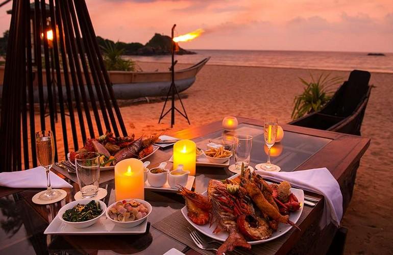 The Tuna Boat Beach Dining, Shinagawa Beach