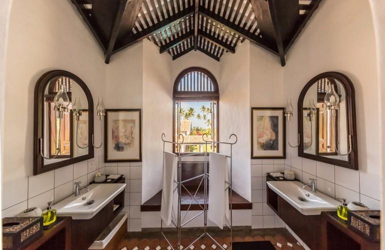 Bathroom, Superior Room, Taru Villas - The Muse