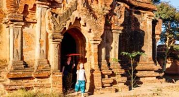 Family Holiday in Bagan, Myanmar