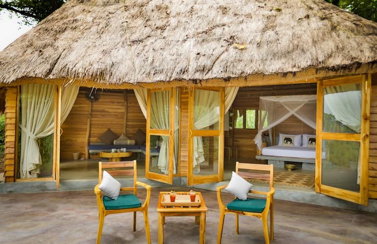 Terrace, Gal Oya Lodge