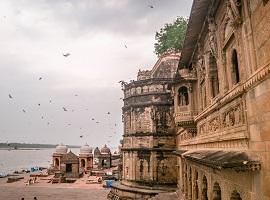 Ghats, Maheshwar