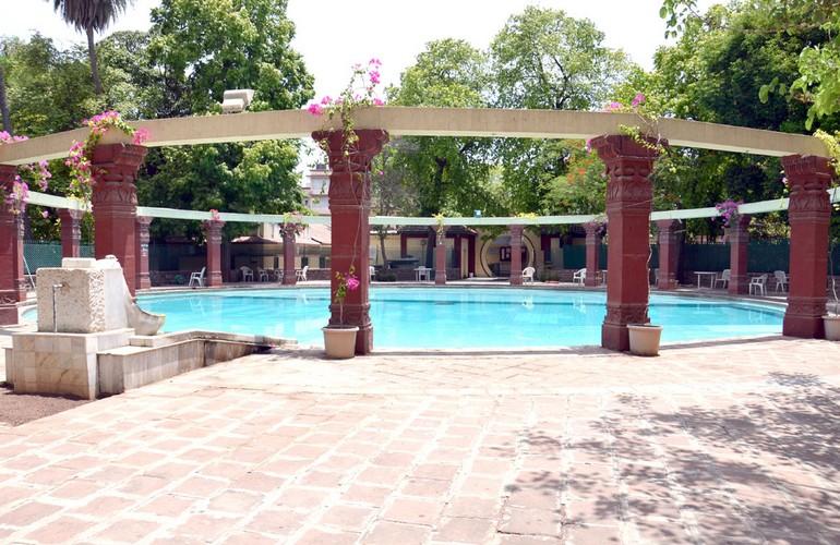 Swimming Pool, Nilambag Palace