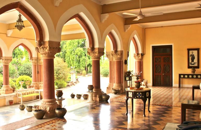 Entrance, Bhanwar Vilas Palace