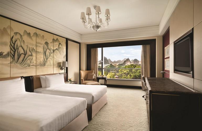 Deluxe River View Room, Shangri-La Hotel Guilin
