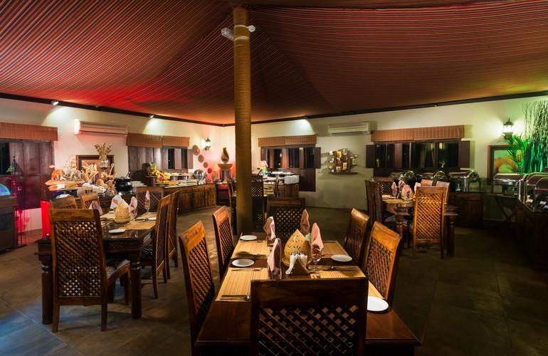 Two Dunes Restaurant, Desert Nights Camp