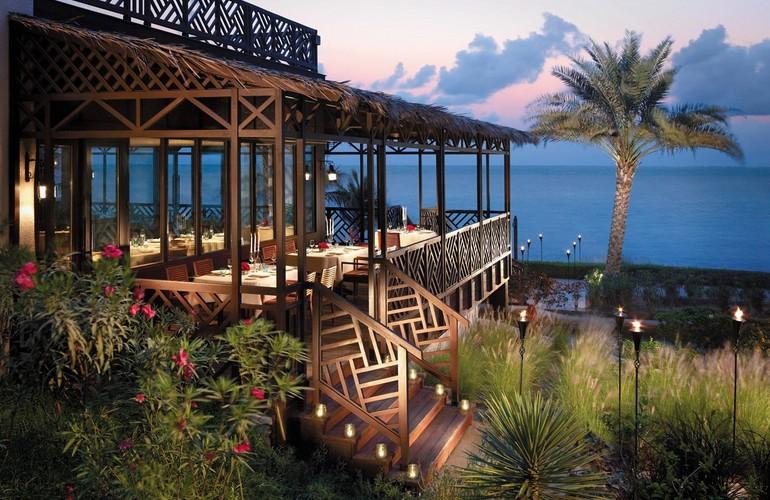 Bait Al Bahr Restaurant, Shangri-La Al Waha Resort
