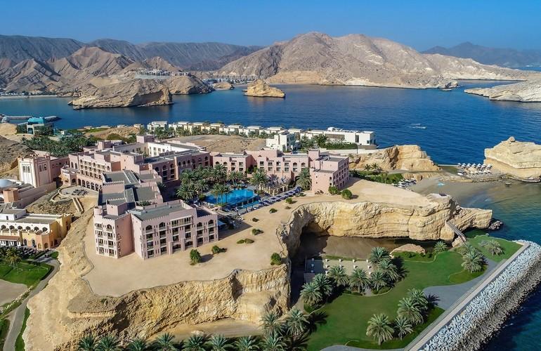Shangri-La Al Husn Resort