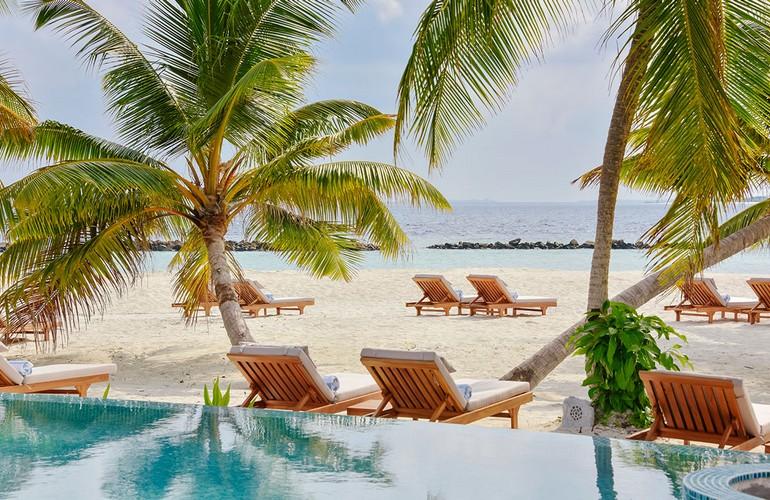 Beach, Dhigali