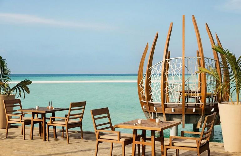 East Market Dining, LUX* South Ari Atoll