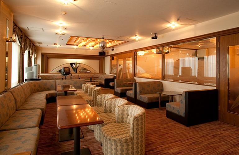Bar, Toya Kohantei