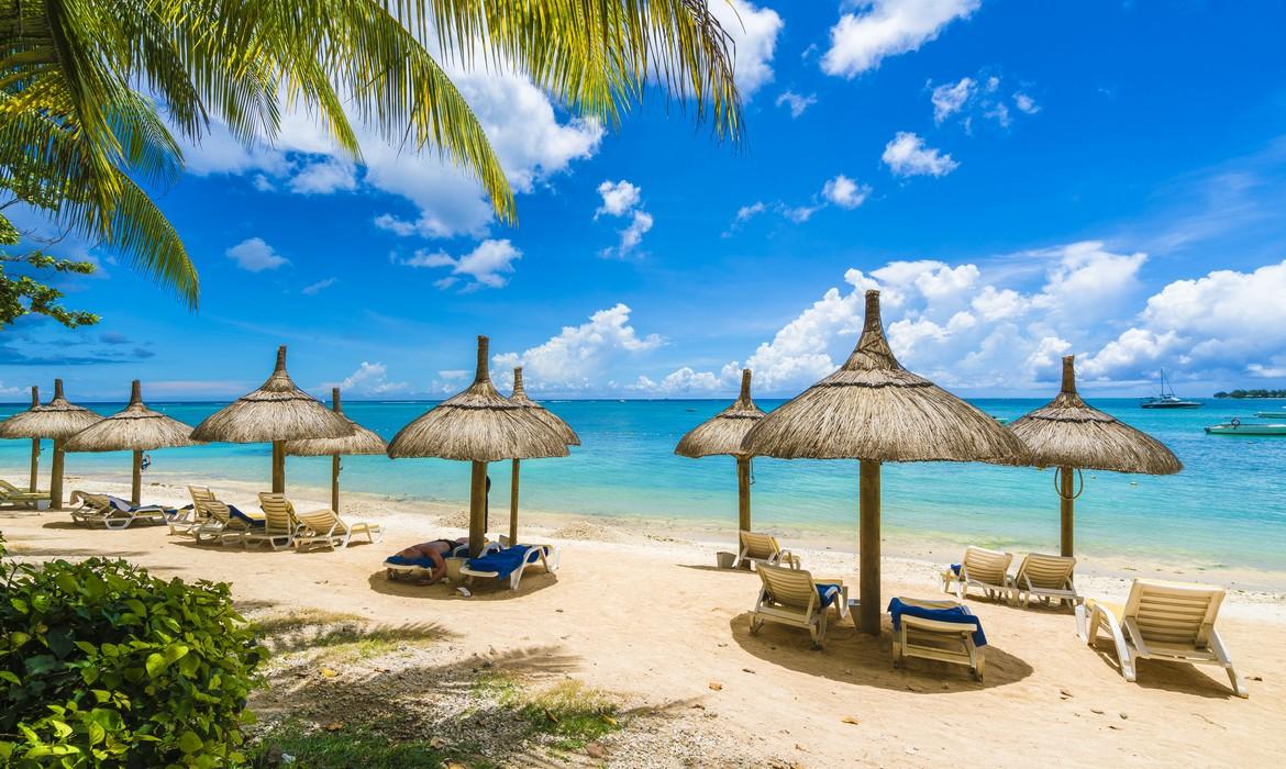 Mont Choisy Beach