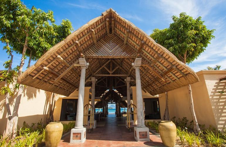 Entrance, Sands Suites Resort & Spa