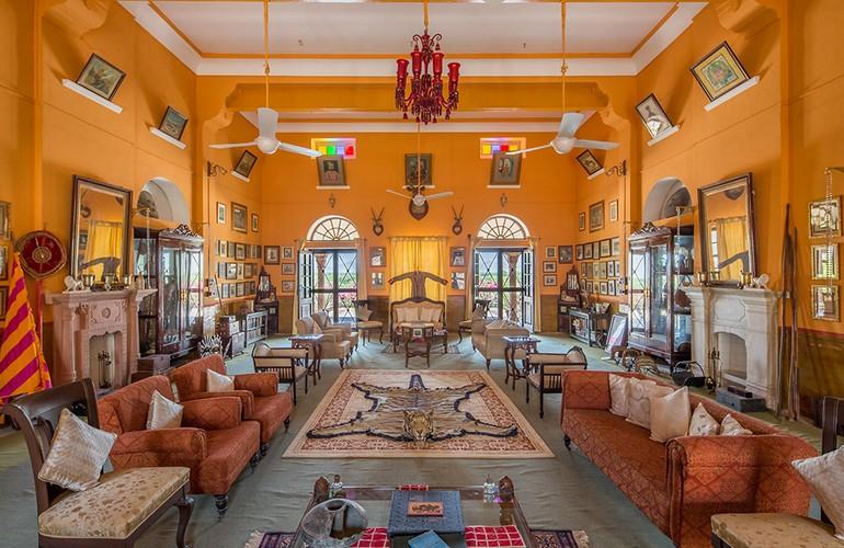 Lounge Area, Chanoud Garh