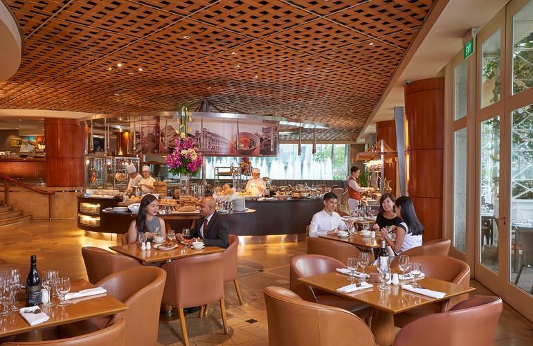 Town Restaurant, The Fullerton Hotel Singapore