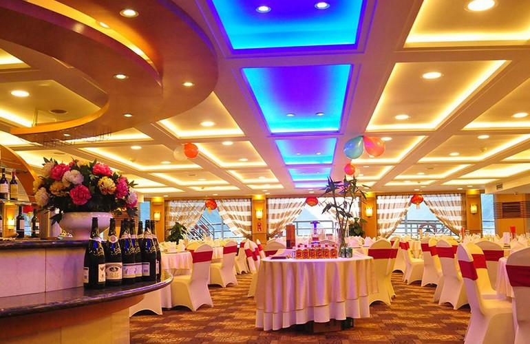 Dining area, Victoria Sophia