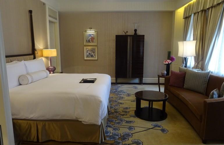 One Bedroom Suite, Fairmont Peace Hotel