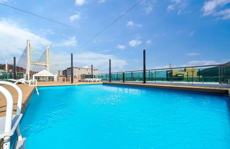 Swimming pool, The Hotel Soo