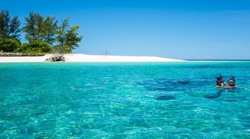 Snorkelling, Denis Private Island
