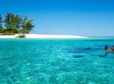 Snorkelling, Denis Private Island