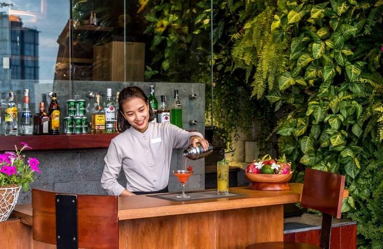 Bar, Silverland Yen Hotel