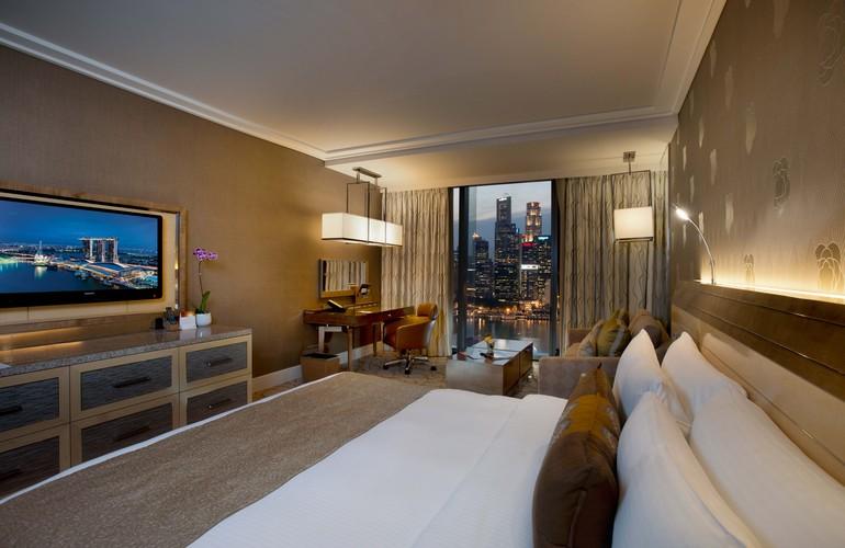 Deluxe City View Room, Marina Bay Sands