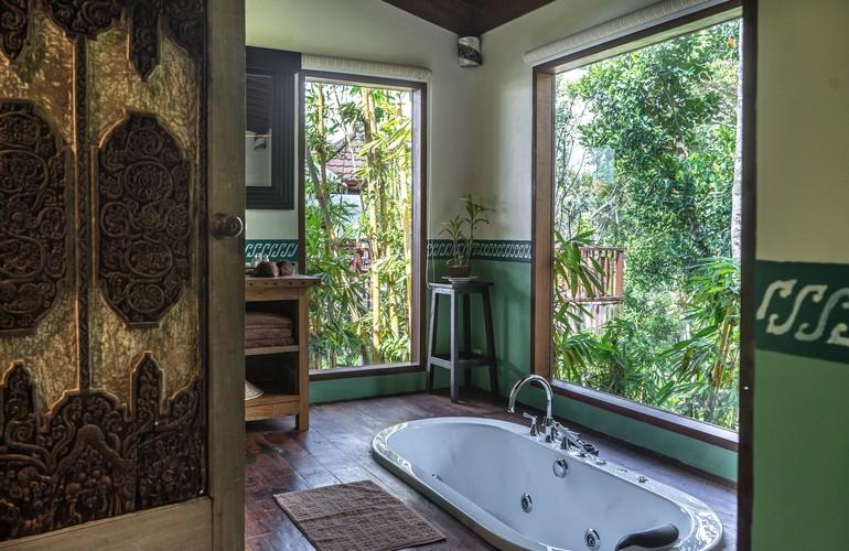Bathroom, Theo Meier Suite, Villa Iseh