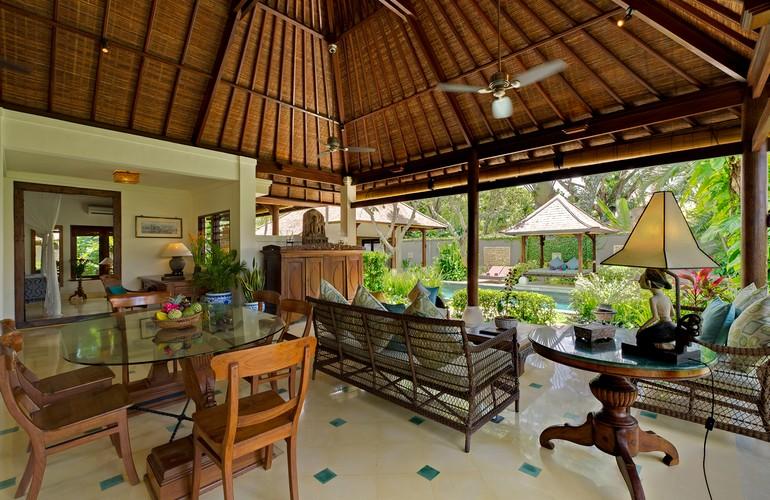 Living & dining area, Villa Kedidi