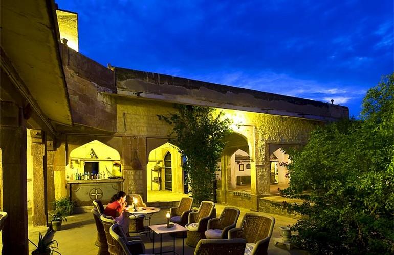 Terrace, Chandelao Garh