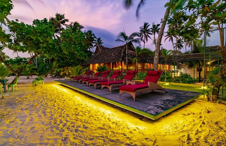 Sun loungers, Veena - by the Beach